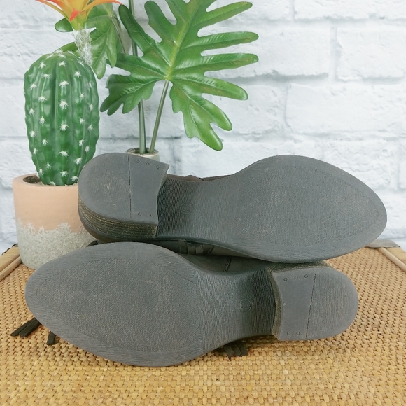 Steven by Steve Madden Casidyy Fringe Booties 7.5 - Picture 10 of 14